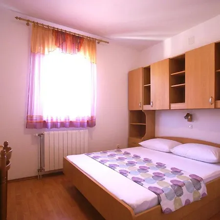 Apartament Andrina *