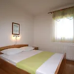 Andrina Vantačići